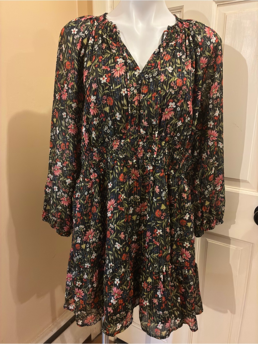 Old Navy Waist Defined Floral Shine Mini Dress Black Size XL Petite